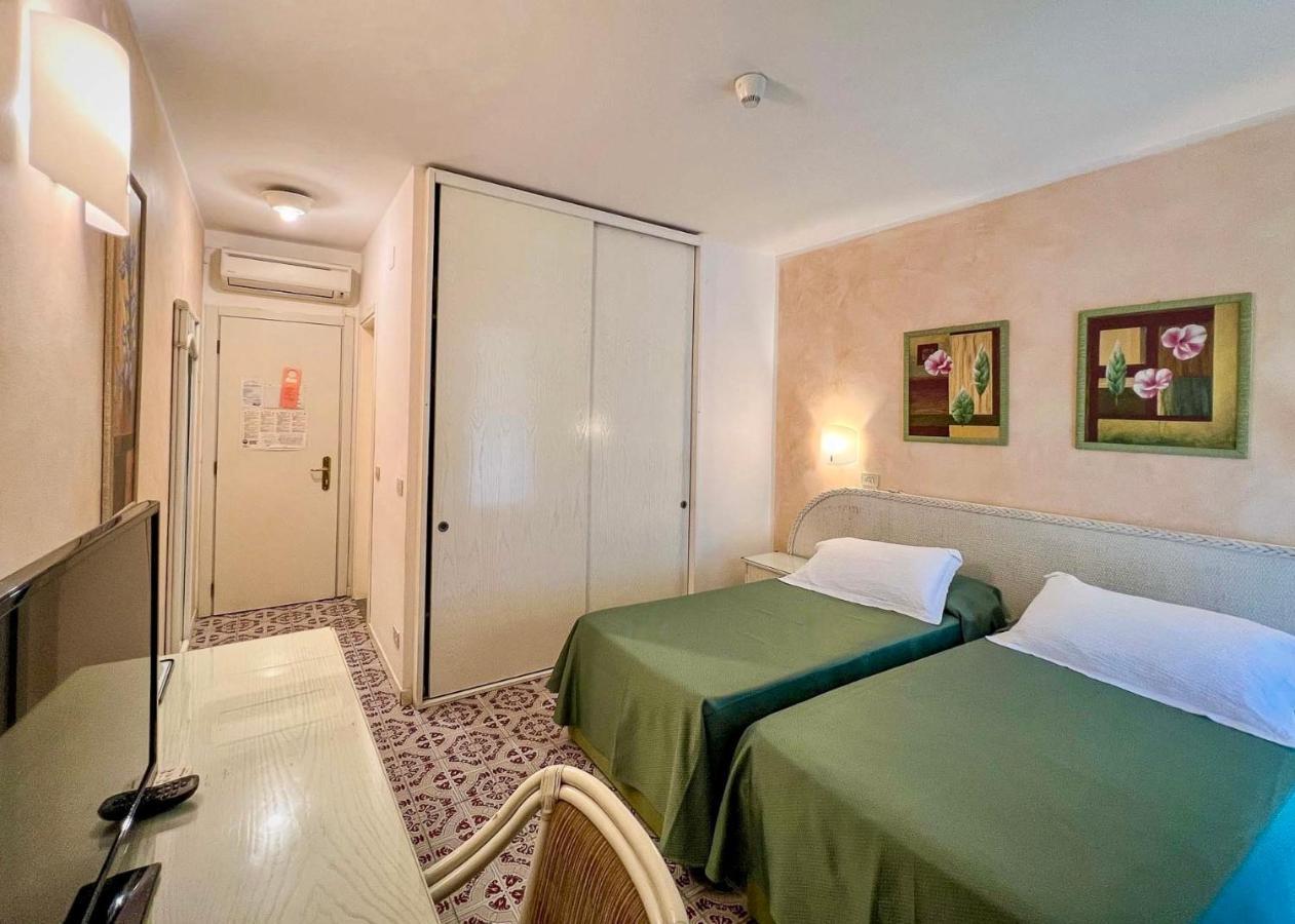 Hotel Meridiana Marina di Campo Eksteriør bilde